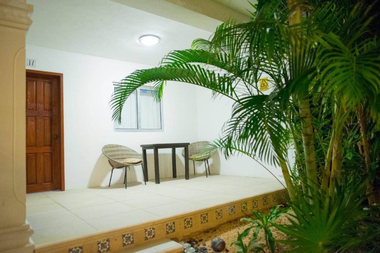El Tropical Playa Del Carmen Hotel Exterior photo